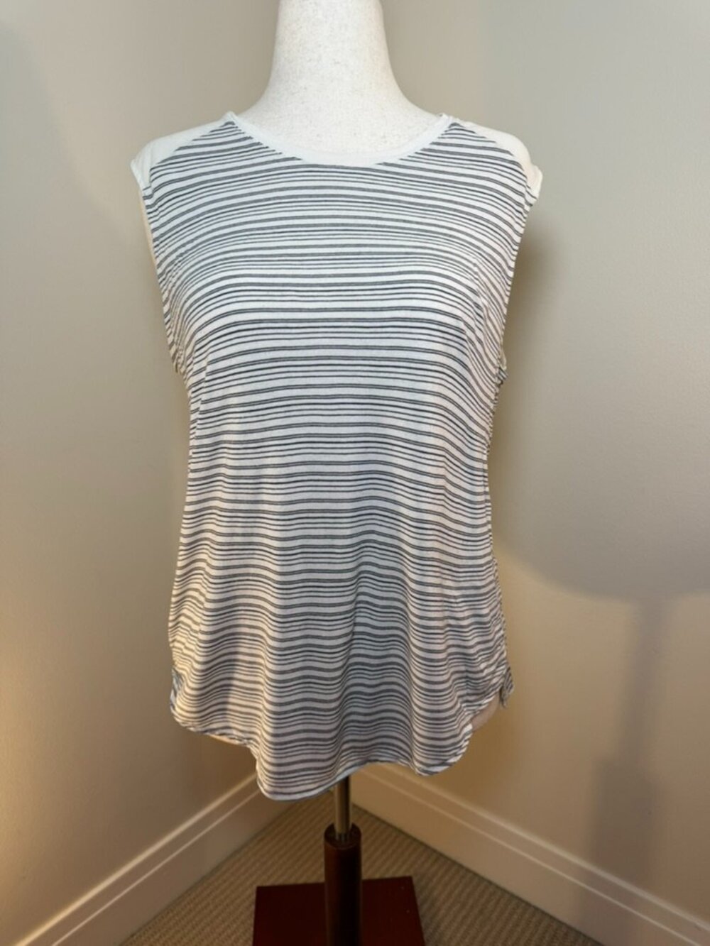 LOFT Mixed Media Striped Tank Top | Size L | Effortlessly Chic & Stripe Obsessed